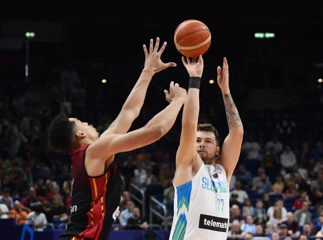 Luka Dončić je dosegel 35 točk. FOTO: Annegret Hilse/Reuters
