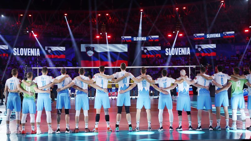 Fotografija: Reprezentanti so s četrtim mestom na svetovnem prvenstvu vrhunsko zastopali slovensko odbojko in državne barve. FOTO: Jože Suhadolnik/Delo
