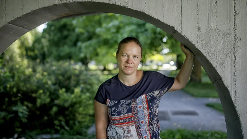 Fotografija: Predsednica Slovenske sekcije IBBY Tina Bilban je zdaj članica izvršnega odbora mednarodne organizacije. Foto Blaž Samec