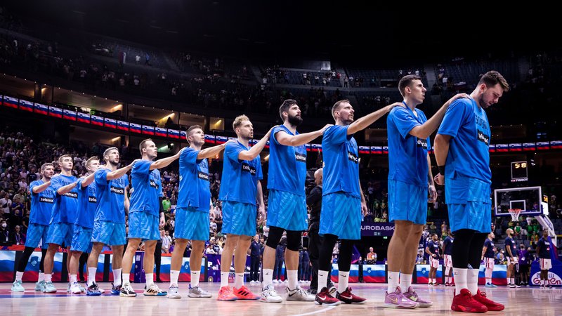 Fotografija: Slovenski košarkarji bodo morali že med četrtfinalnim dvobojem s Poljsko dihati kot uglašeno moštvo. FOTO: KZS
