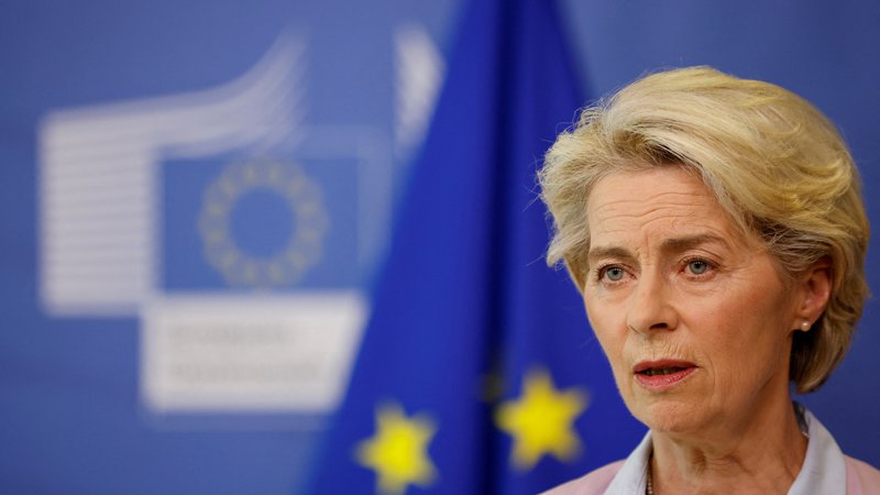 Fotografija: Predsednica evropske komisije Ursula von der Leyen bo v letnem nagovoru spregovorila o dosežkih v preteklem letu in načrtih komisije za prihodnje. FOTO: Johanna Geron/Reuters
