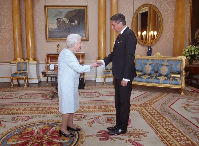 Borut Pahor se je s kraljico Elizabeto II. večkrat srečal, nazadnje leta 2019. FOTO:&nbsp;Yui Mok/Reuters
