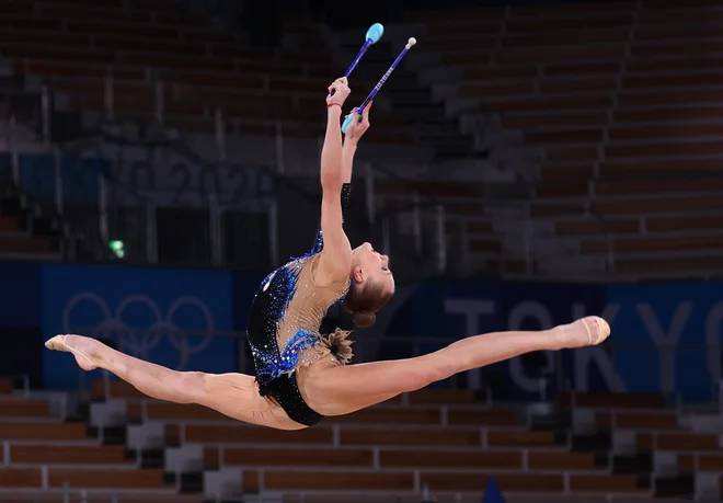 Jekaterina Vedenejeva med nastopom na OI v Tokiu.&nbsp;FOTO: Lindsey Wasson/Reuters
