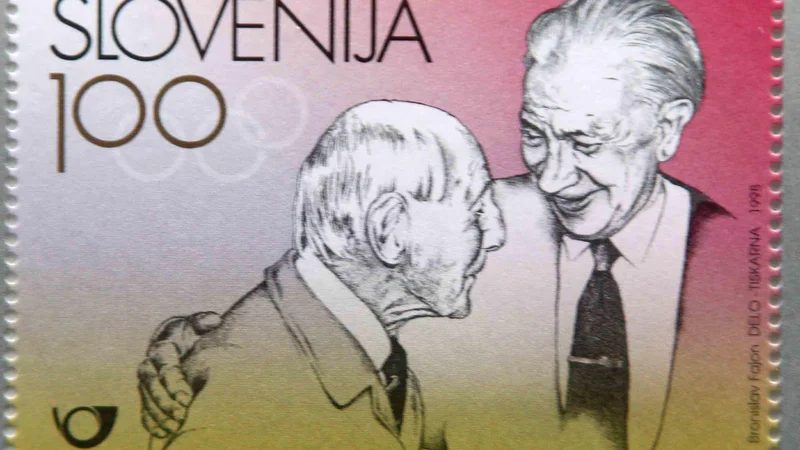Fotografija: Leon Štukelj na znamki skupaj z nekdanjim predsednikom Mednarodnega olimpijskega komiteja Juanom Antoniem Samaranchem. FOTO IGOR MALI