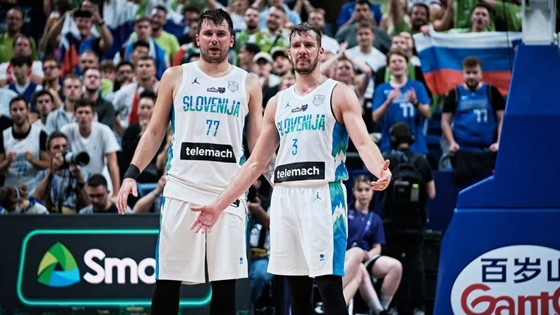 Fotografija: Vse kaže, da Luka Dončić ne bo nasledil Gorana Dragića v vlogi MVP. FOTO: FIBA