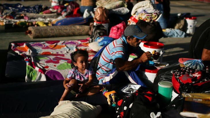 Fotografija: Večina, kar 84 odstotkov oziroma 5,75 milijona venezuelskih beguncev in migrantov se je, kot je razvidno iz statistike platforme R4W, zateklo v druge države v regiji. FOTO Luisa Gonzalez/Reuters
