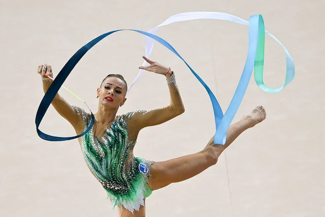 Jekaterina Vedenejeva je navdušila v finalu s trakom. FOTO: Nikolay Doychinov/AFP
