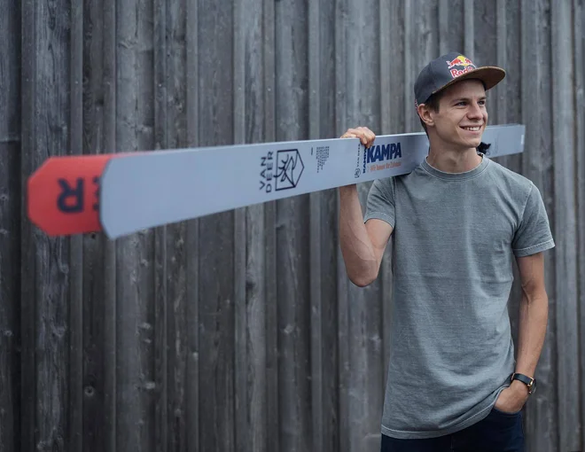 Andreas Wellinger ne skriva navdušenja nad smučmi Van Deer-Red Bull Sports. FOTO: Markus Berger/Red Bull Content Pool
