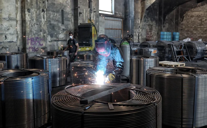 Za prihodnje leto upajo, da bo ravno tako dobro, kot so bila zadnja, optimistični ostajajo tudi glede jeklarske industrije. FOTO: Blaž Samec/Delo
