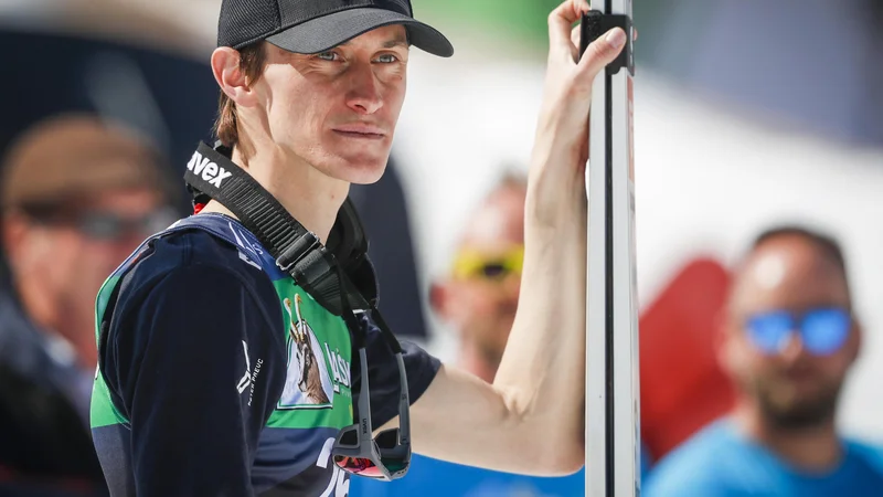 Fotografija: Peter Prevc je pristal na 14. mestu. FOTO: Matej Družnik/Delo