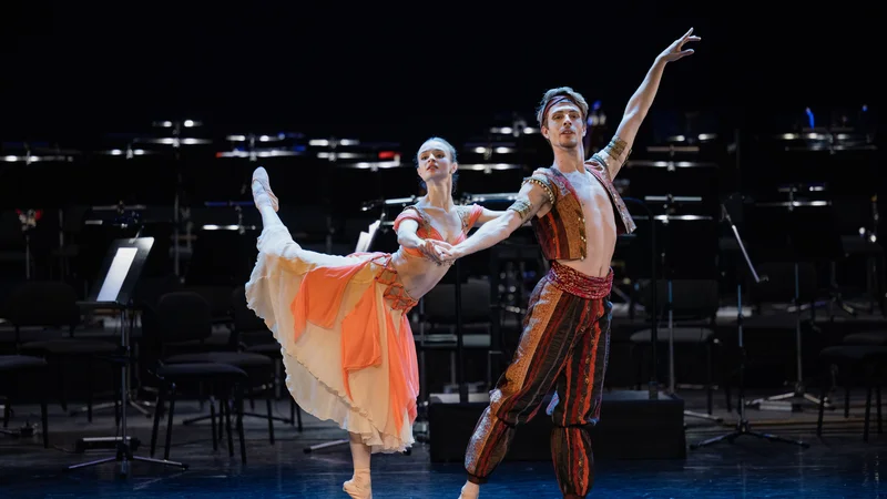 Nina Kramberger in Filippo Jorio v Gusarju iz pretekle sezone FOTO: Darja Štravs Tisu
