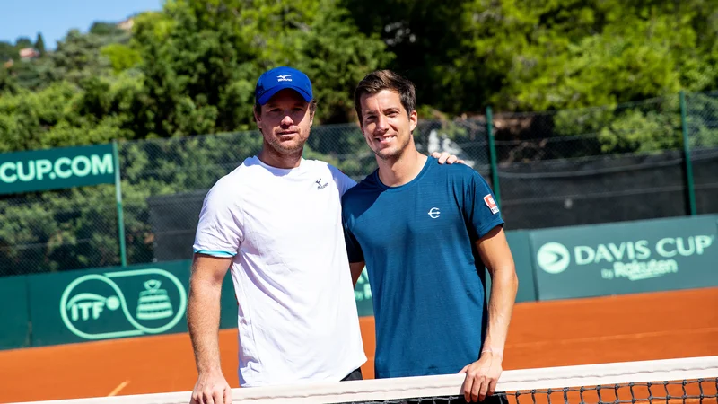Fotografija: Blaž Kavčič in Aljaž Bedene sta se z zmago med dvojicami v Davisovem pokalu poslovila od vrhunskega tenisa. FOTO: Matic Klanšek Velej/Sportida