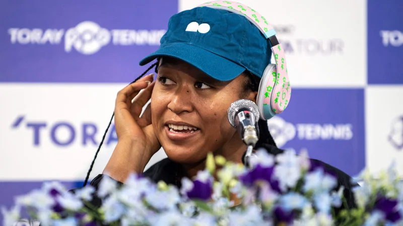 Fotografija: Naomi Osaka na novinarski konferenci v Tokiu pred začetkom turnirja Pan Pacific Open. FOTO: Philip Fong/AFP
