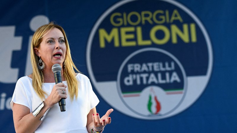 Fotografija: Giorgia Meloni, voditeljica Bratov Italije prevzema oblast. FOTO: Flavio Lo Scalzo/ Reuters
