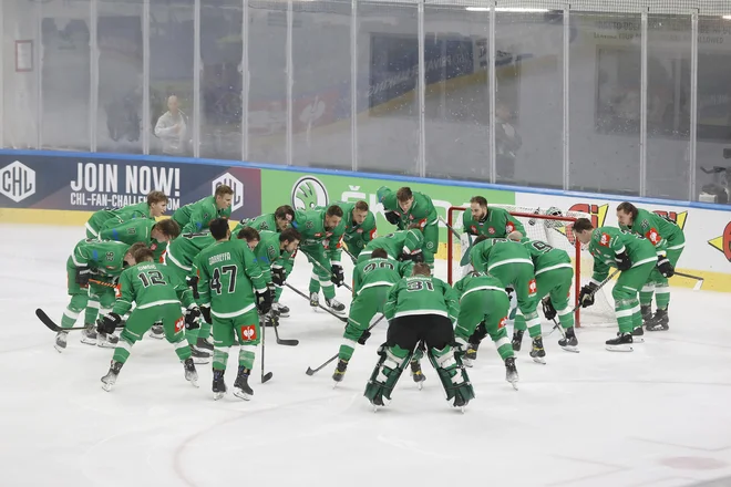 Hokejisti SŽ Olimpije so osvojili prve tri točke v novi sezoni ICEHL. FOTO:&nbsp;Leon Vidic/Delo
