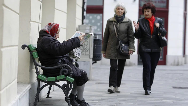 Fotografija: Letni dodatek za upokojence za leto 2023 bo določen v različnih višinah. FOTO: Leon Vidic/Delo