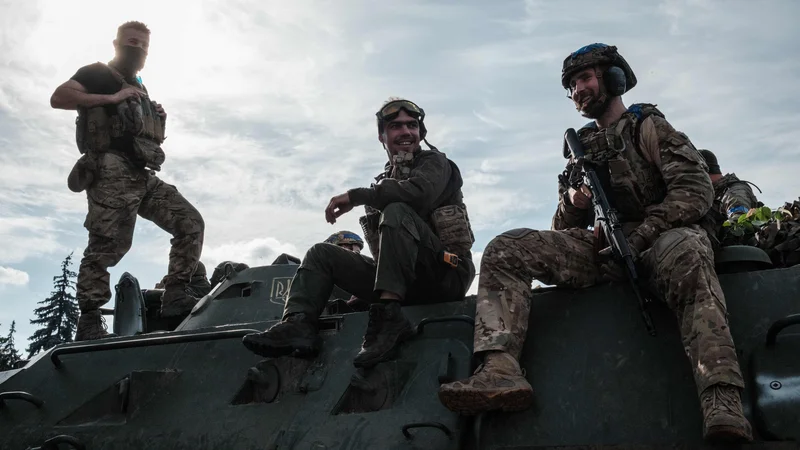 Fotografija: Ukrajina se bo na poteze Kremlja odzvala z nadaljevanjem osvobajanja svojega ozemlja. FOTO: Jasujoši Čiba/Afp