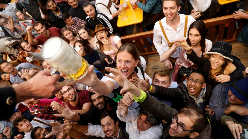 Fotografija: V nedeljo se je končal letošnji Oktoberfest. Foto: Michaela Rehle/Reuters