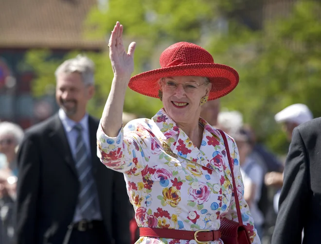 Trenutno edina evropska monarhinja pravi, da je kot mama in babica podcenjevala razsežnost čustvenega vpliva na družino svojega mlajšega sina. FOTO: Shutterstock 