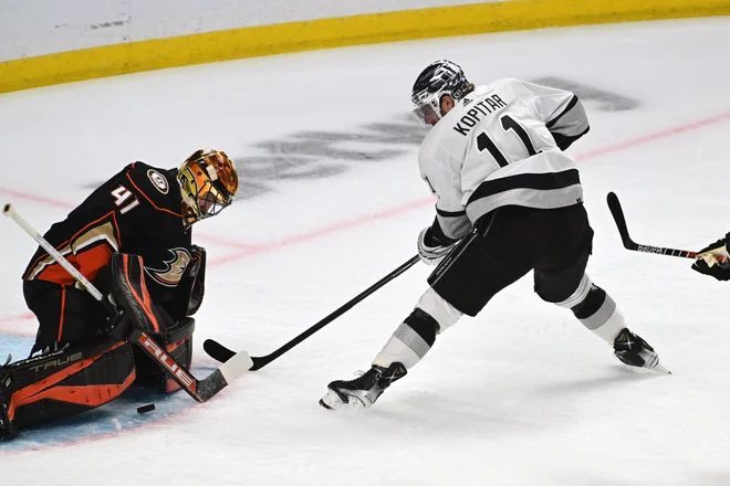 Anže Kopitar je pripravljen na svojo 17. sezono v Los Angelesu. FOTO: Richard Mackson/USA Today Sports
