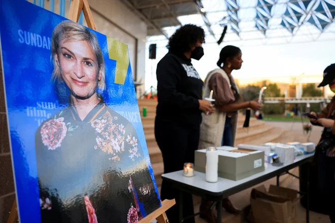 Na zaslonu Halyna Hutchins. FOTO: Kevin Mohatt/Reuters