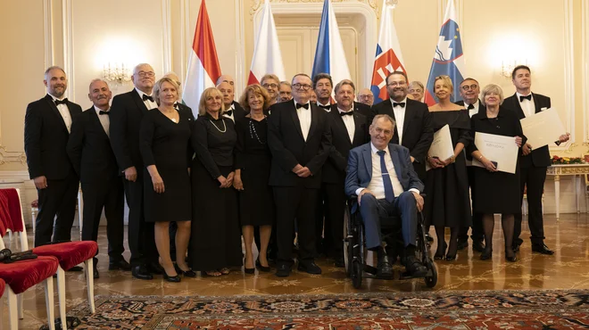 Nagrajence odlikujeta vztrajnost in potrpljenje. FOTO: arhiv Praškega gradu