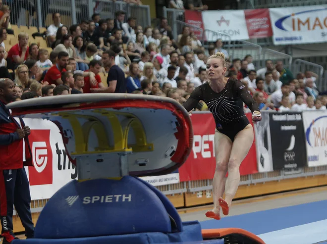Teja Belak je zelo uspešno začela preizkušnjo za svetovni pokal. FOTO:&nbsp;Mavric Pivk/Delo
