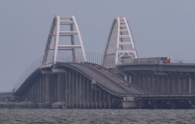 Most je dolg 19 kilometrov. FOTO: Aleksej Pavlišak/Reuters
