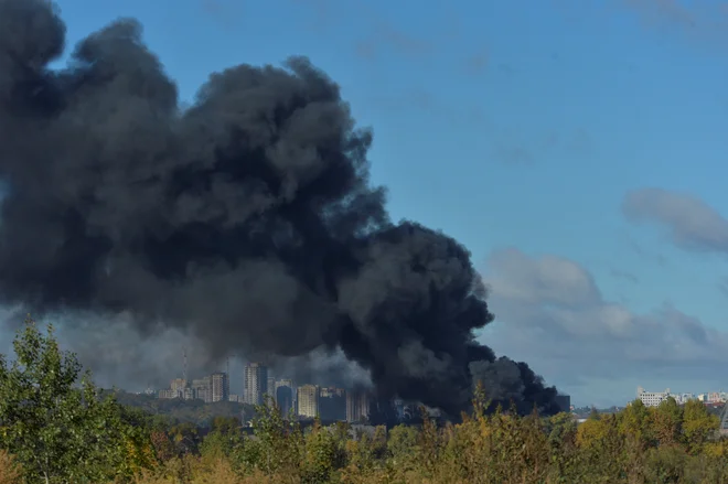 Dim nad Kijevom FOTO: Reuters
