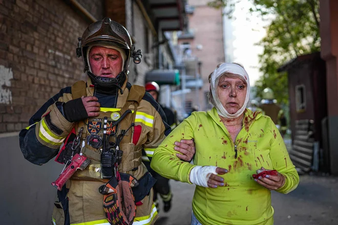 V večini evropskih prestolnic so se na ruske napade, ki so pretresli več mest širom Ukrajine, odzvali z ogorčenjem in obsodbami. FOTO: Afp