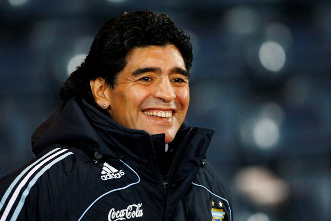 Diego Maradona je za Argentince še vedno najboljši na svetu. FOTO: David Moir Reuters
