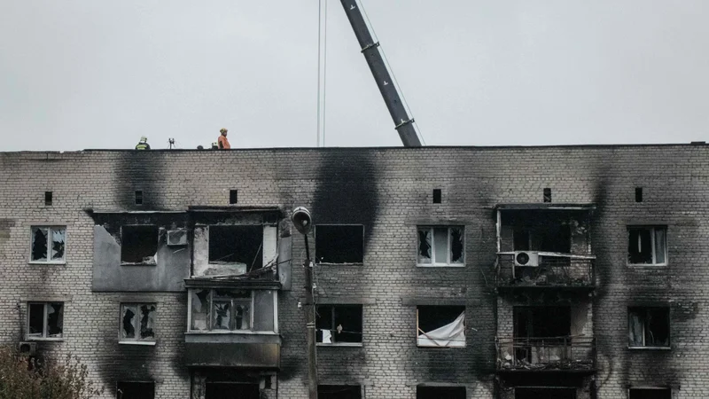 Fotografija: Izjum po napadu ruskih sil. FOTO: Jasujoši Čiba/AFP
