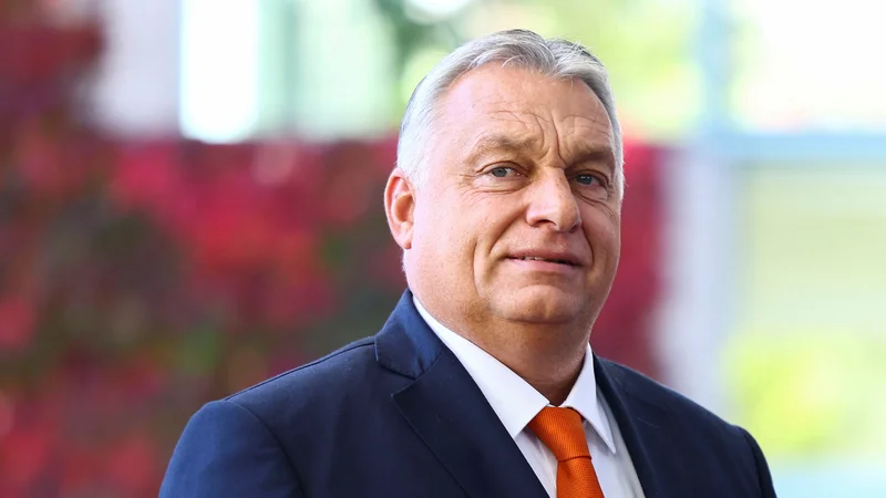 Madžarski premier Viktor Orbán se je po letih oklevanja končno pridružil twitterju. Foto: REUTERS/Lisi Niesner
