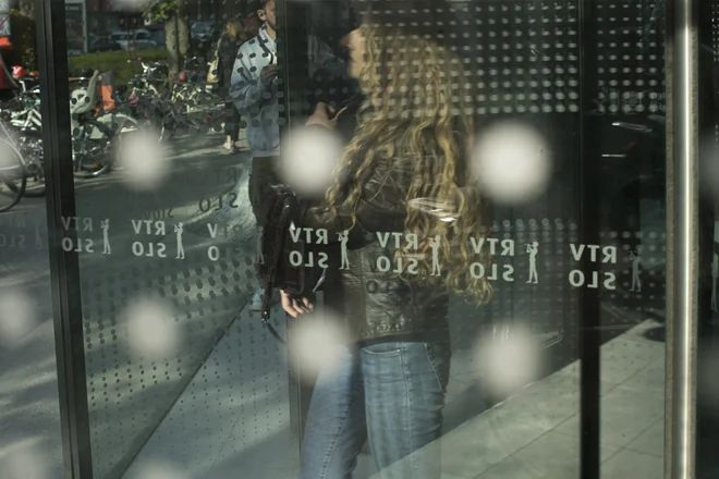 Danes je Kolodvorsko obiskal medijski inšpektorat, ki pa ni odkril nepravilnosti. FOTO: Jure Eržen/Delo
