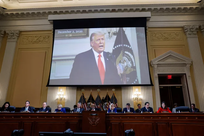 Preiskovalni odbor ameriškega predstavniškega doma zahteva pričanje nekdanjega republikanskega presednika Donalda Trumpa. FOTO: Jonathan Ernst/Reuters