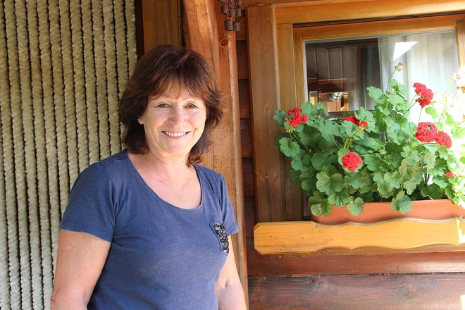 &raquo;Človek mora razmišljati o svojem življenju v starosti, pa ne le on, ampak tudi njihovi otroci, svojci, da ne bodo potem postavljeni pred izvršeno dejstvo,&laquo; pravi Zvonka Ješelnik. FOTO: Simona Fajfar/Delo
