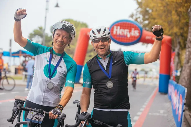 Nedeljski skupinski štart maratoncev je bil vrhunec dogajanja. FOTO: Istrski kolesarski maraton