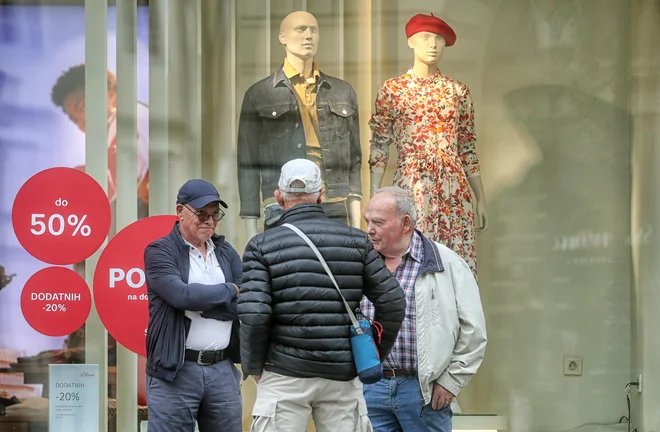 Beseda starizem je na dnevnem redu že toliko časa kot seksizem ali rasizem, pa do nedavna ni bila deležna večje pozornosti. FOTO: Blaž Samec/Delo
