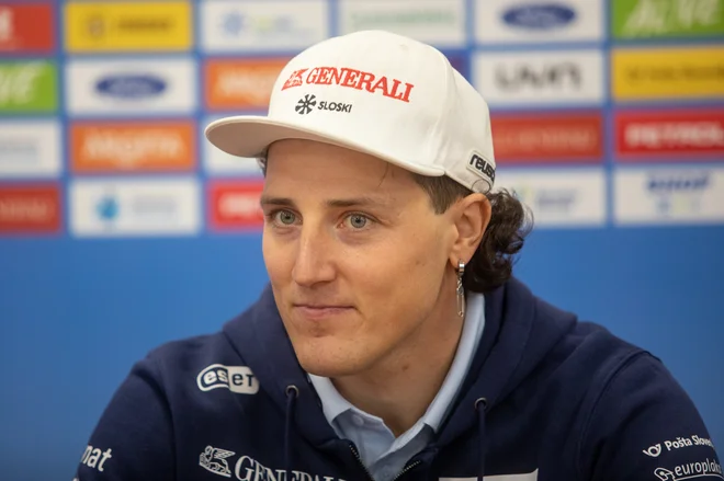 Štefan Hadalin optimistično razmišlja o novi sezoni, ki se bo začela ob koncu tega tedna v Avstriji. FOTO:&nbsp;Voranc Vogel/Delo
