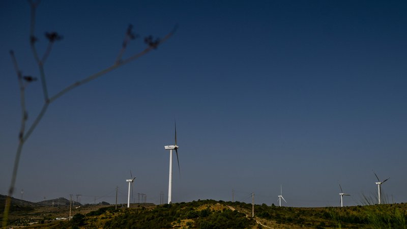 Fotografija: Tudi Portugalska se z več naložbami v obnovljive vire pospešeno poslavlja od fosilnih goriv. FOTO: Patricia De Melo Moreira/AFP
