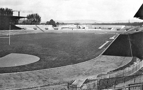 Štadion Colombes v Parizu, ki je gostil finalno tekmo SP 1938. FOTO: Wikipedia
