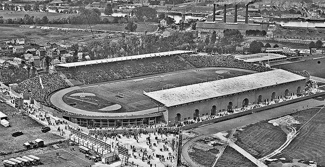 Štadion Colombes v Parizu, ki je gostil finalno tekmo SP 1938. FOTO: Wikipedia
