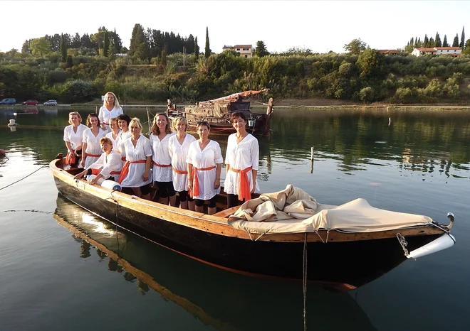 Na topu v laguni Jernejevega kanala. Foto Manuela Rojec
