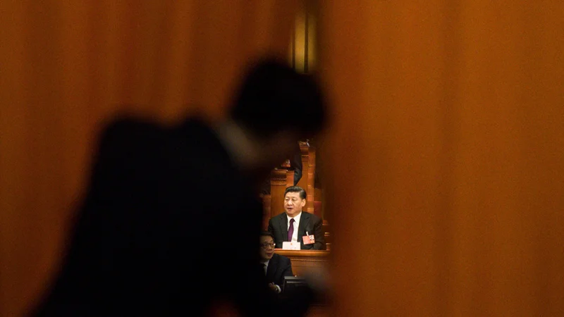 Fotografija: Xi Jinping pričakuje, da mu nacija vzklika »živel deset tisoč let«, nacija pa pričakuje, da ji bo voditelj dal identiteto. FOTO: Fred Dufour/Afp