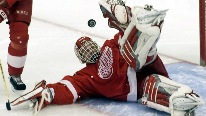 Fotografija: Dominik Hašek je bil vrsto let vodilni vratar v NHL. FOTO: Gary Caskey/Reuters
