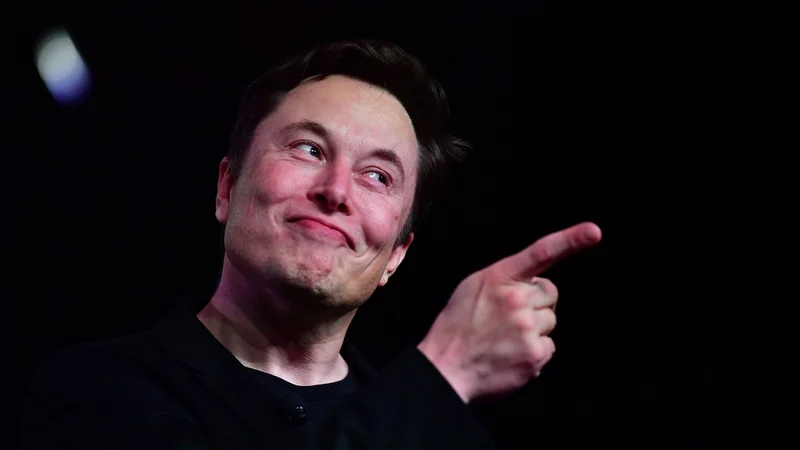 Fotografija: Elon Musk je prevzel Twitter in se pripravlja na njegovo prestrukturiranje. FOTO: Frederic J. Brown Afp