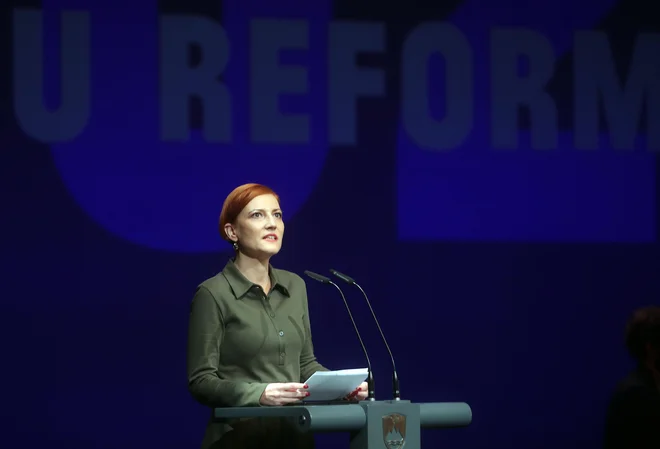 Spoštovana ministrica dr. Asta Vrečko, sprašujem vas, kako je mogoče, da kulturno proslavo, kot je za dan reformacije, pripravlja Protokol Republike Slovenije. FOTO BLAŽ SAMEC
