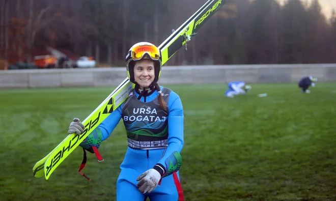 Urša Bogataj med oktobrskim treningom v Planici ni skrivala samozavesti. FOTO: Blaž Samec

