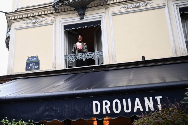 Brigitte Giraud je trinajsta ženska, ki je prejela nagrado Goncourt v več kot stoletni zgodovini te francoske literarne nagrade. FOTO: Emmanuel Dunand Afp
