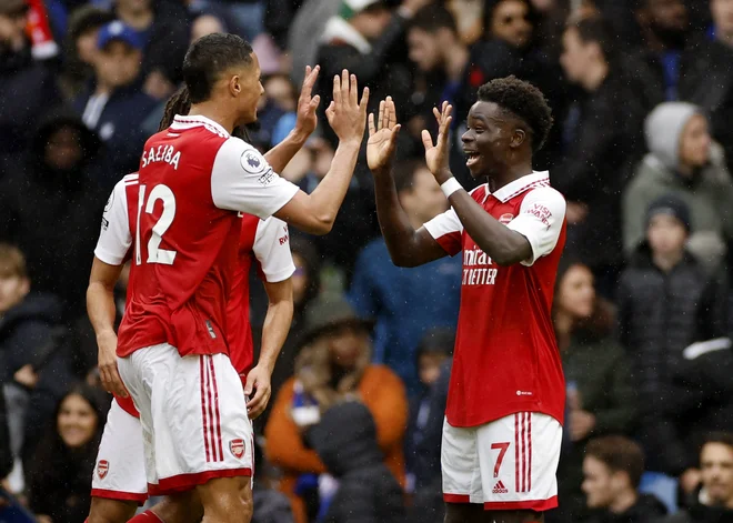 Angleški reprezentant Bukayo Saka (desno)&nbsp;tokrat ni zadel, je pa podal za odločilni gol.&nbsp;FOTO: John Sibley/Reuters
